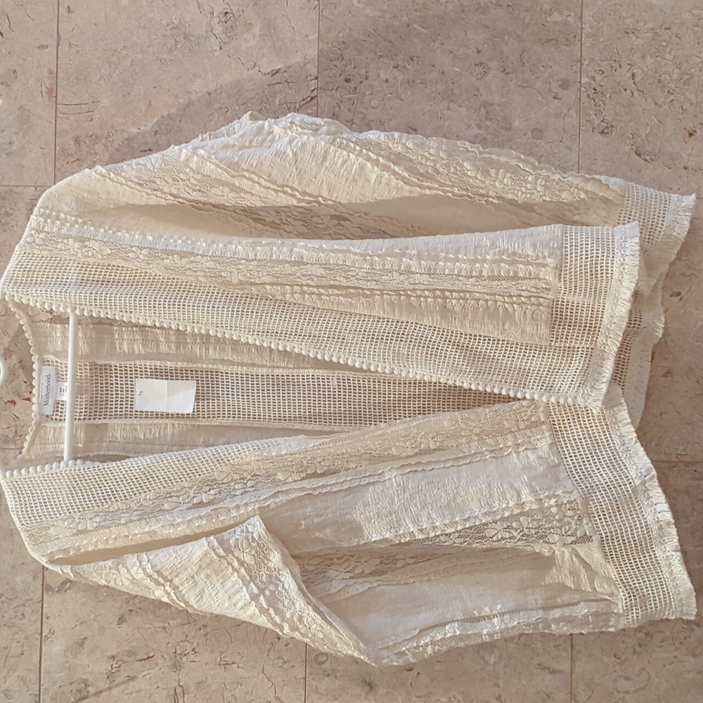 NWT Motherhood Maternity top/coverup